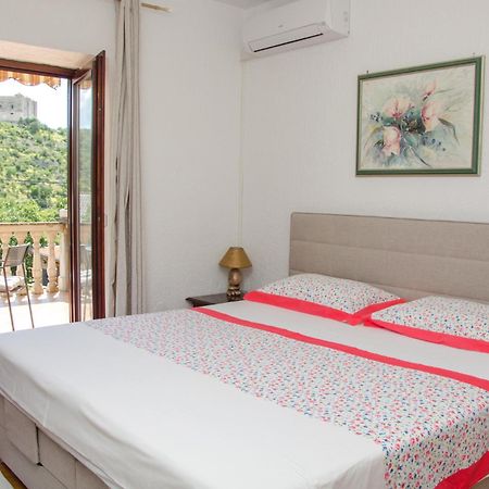 סנג' Guesthouse Ruza מראה חיצוני תמונה