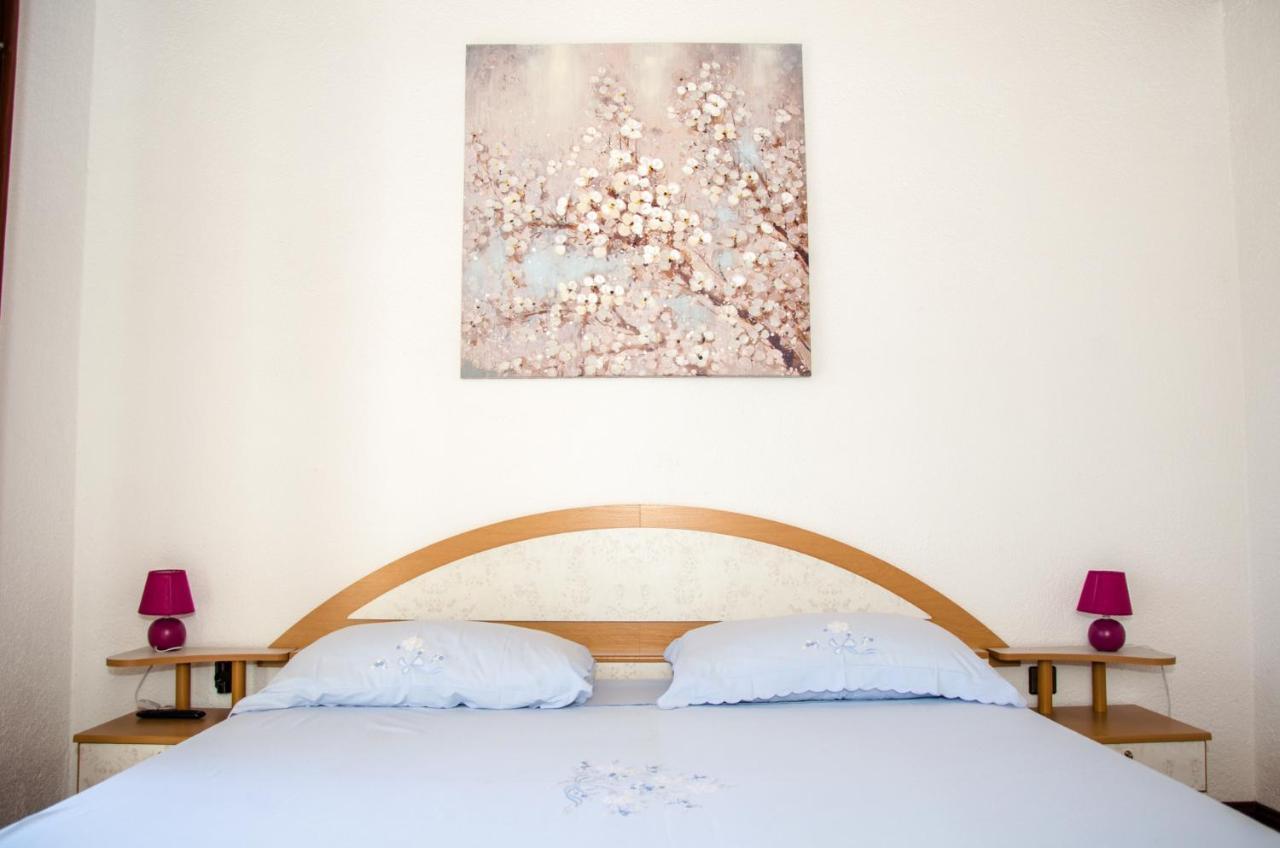 סנג' Guesthouse Ruza מראה חיצוני תמונה