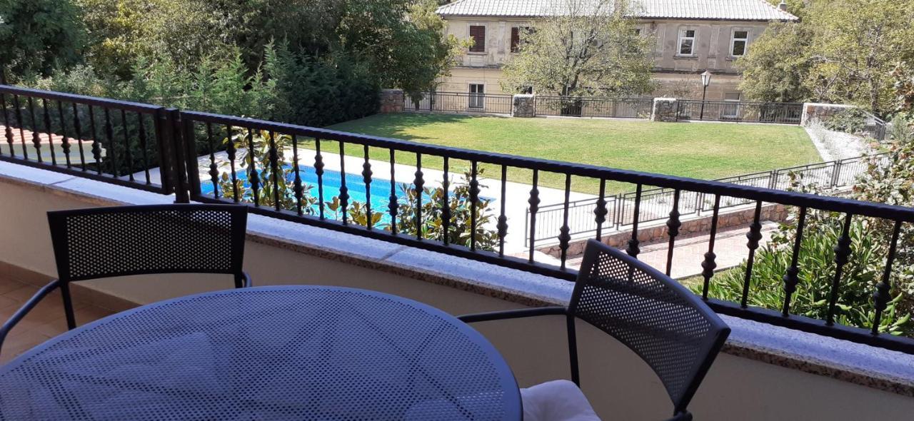 סנג' Guesthouse Ruza מראה חיצוני תמונה