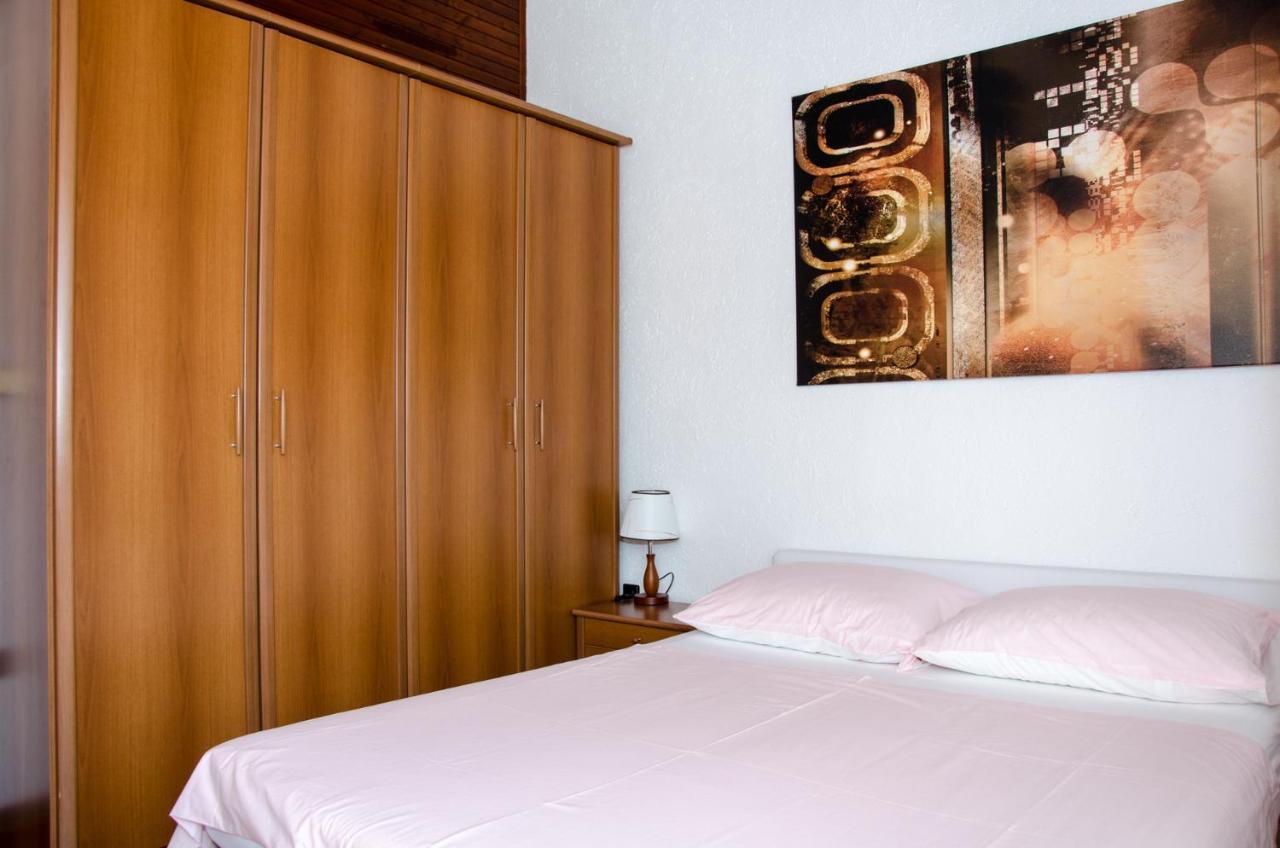 סנג' Guesthouse Ruza מראה חיצוני תמונה