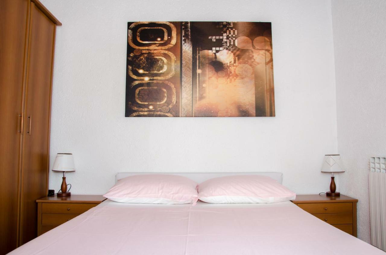 סנג' Guesthouse Ruza מראה חיצוני תמונה